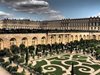 Версайският дворец отвори врати след бомбената заплаха