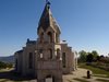 Снаряд удари историческа арменска катедрала в Нагорни Карабах (Видео)