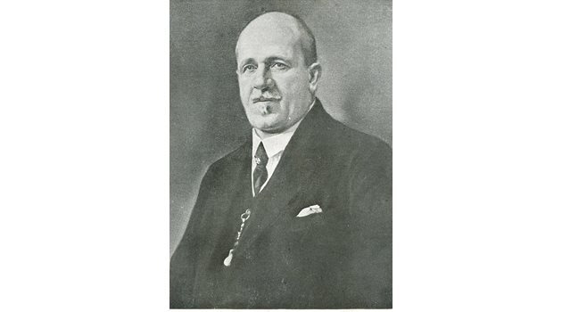 Банкерът-депутат Георги Губиделников през 1928 г. в парламента защитава създаването на поредния валутен борд.
