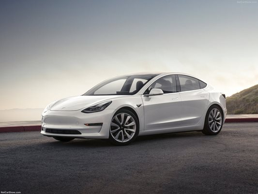 Tesla Model се предлага в Европа от месец с 6 хиляди евро отстъпка.
