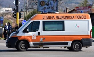 40-годишен загина в Раковски, обърнал се с  колата в канал