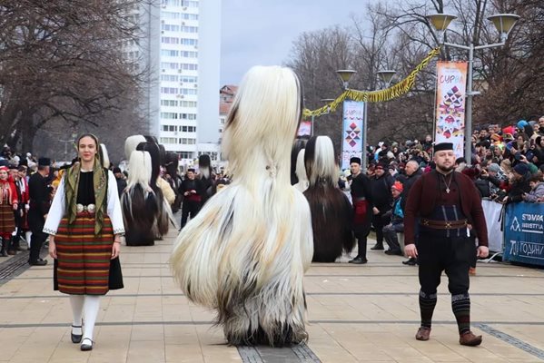 Банските бабугери взеха престижно отличие