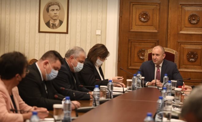 БСП на консултациите при президента Румен Радев за парламентарните избори СНИМКИ: Николай Литов