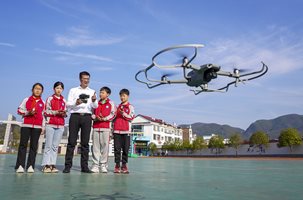 Китайската индустрия за дронове отчита стабилно развитие