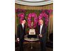 Майкъл Дъглас показа тортата за 100 годишнината на баща си
