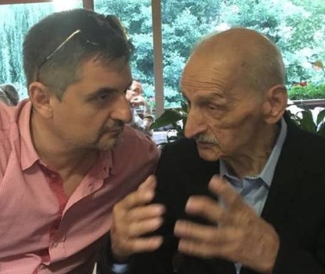 Кирил Добрев с дядо си, на когото е кръстен. Снимки Фейсбук