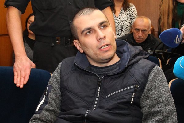 Викторио Александров ще може да съкрати от наказанието си, ако му позволят да работи в зандана