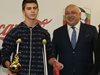 Кралев награждава най-добрите млади играчи от програмата „Децата и футболът“
