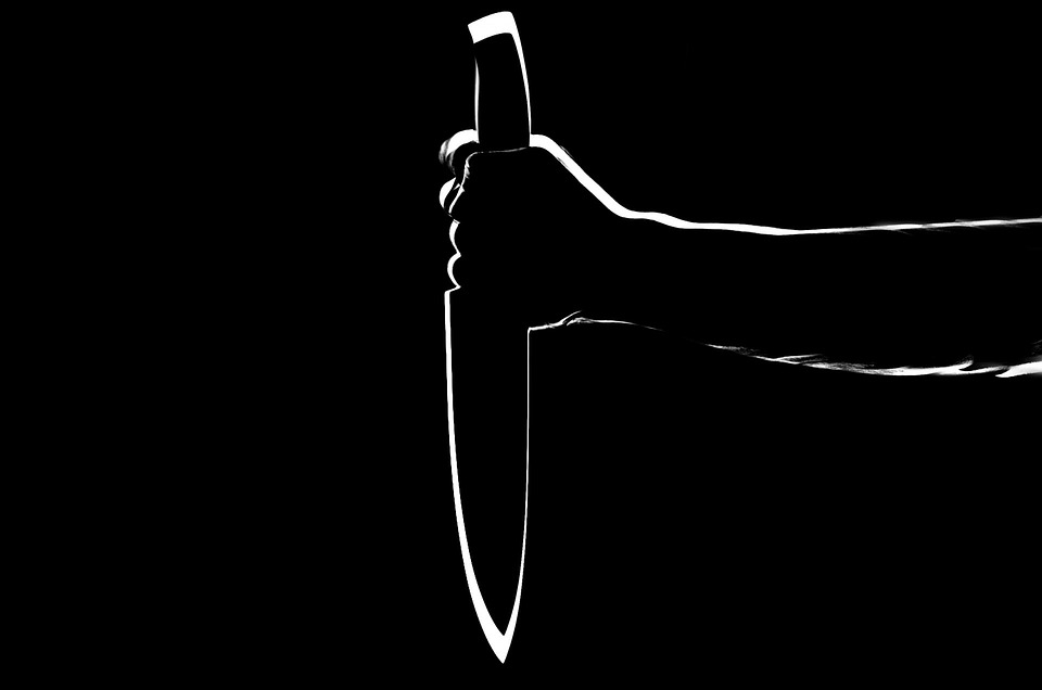 Мъж извади нож на таксиметров шофьор в София и го ограби