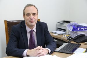 Проф. Анастас Герджиков: Никога не сме били така настроени един срещу друг