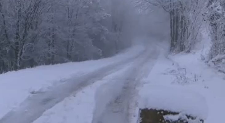 Панорамният път Шипка - Бузлуджа е затворен за движение Кадър: БНТ