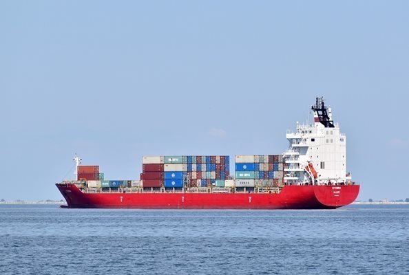 Атакуваният от хутите кораб "Рубимар" потъна в Червено море