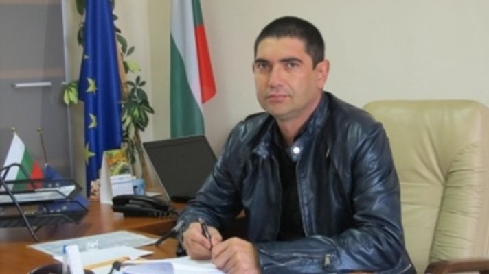 Лазар Влайков бе отстранен от поста си на шеф на Общинския съвет в Септември