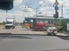 Трамвай блъсна микробус в столичния квартал "Дружба" (Снимки)