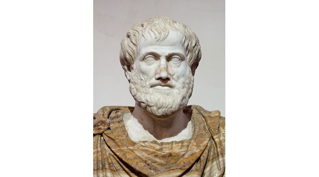 Аристотел пръв въвежда концепцията за справедливата цена, но тя работи само за един много кратък период.