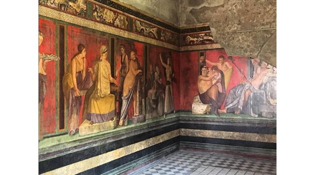 Фрески във Вилата на загадките в Помпей