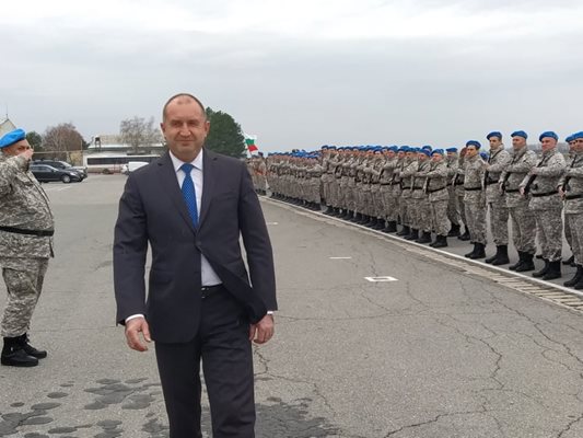 Румен Радев в Граф Игнатиево.