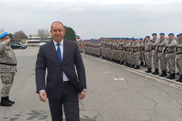 Румен Радев в Граф Игнатиево.