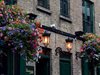 Ирландия затваря от Бъдни вечер ресторанти и барове