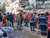 Спасители завърнали се от Турция: Бедствието е в много голям мащаб