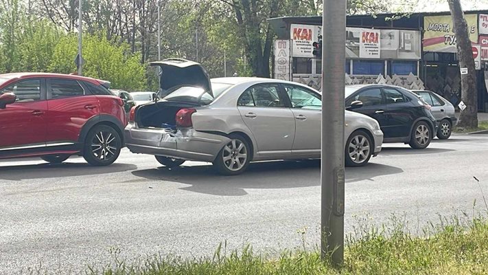 Ударът е станал на булевард "Шести септември".