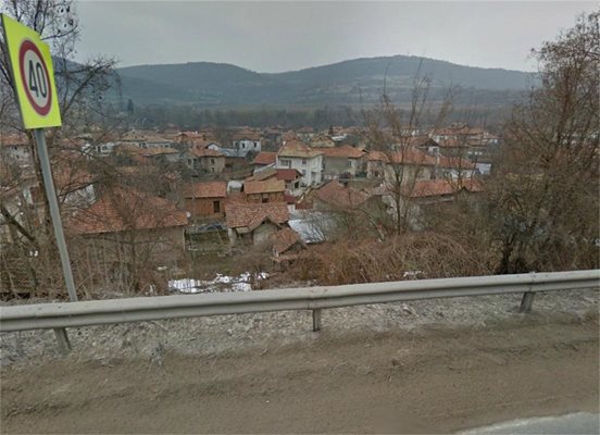 Село Ребърково СНИМКА: Google Street View