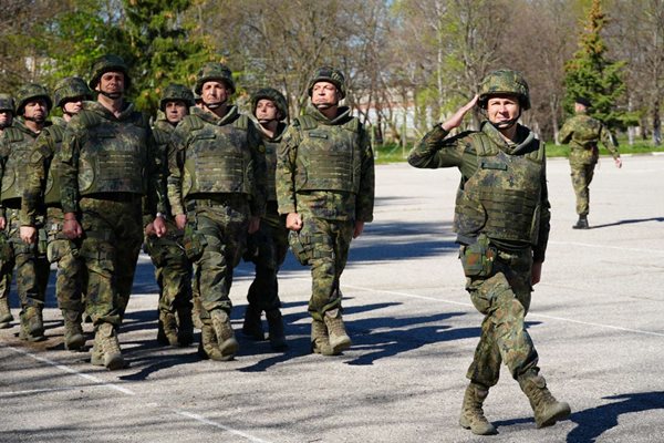 Бази в България са в повишена готовност заради терористична заплаха
Снимка: Министерство на отбраната