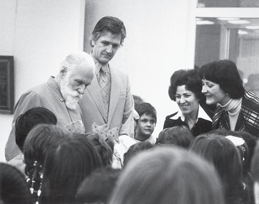 Светослав Рьорих и децата, 1979 г.