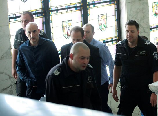 Николай Николов, Ганислав Начев, Мартин Стоименов и Илчо Адамов се разминаха с доживотните присъди след решение на ВКС