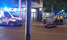 Блъснаха моторист на кръстовище в Пловдив. Карал с несъобразена скорост