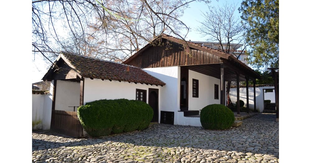 Soldiers guarded Vasil Levski’s house so that the municipality would not demolish it