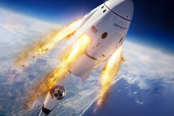 Капсулата Dragon, която ще се отдели от ракетата Илюстрация: SpaceX