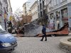 Екипи работят по отстраняване на последствията от силния вятър в София
