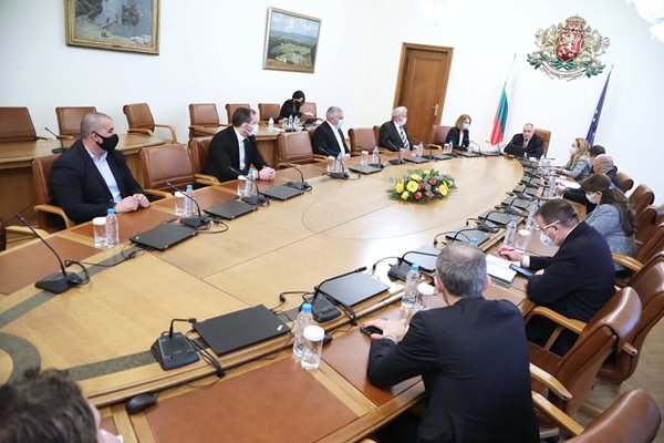 Извънредно правителствено заседание Снимка: МС