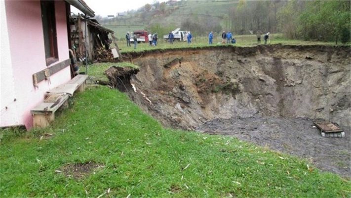 Езеро в Босна изчезна яко дим