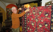 Нидерландец събира най-голямата колекция стари български килими - 900, мечтае да са в музей в Търново