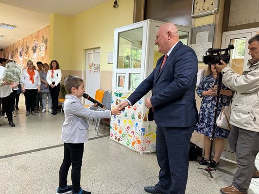 Посещението на министър проф. Галин Цоков в Шумен
Снимка: Пресцентър на МОН