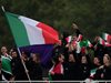 Италианският знаменосец изгубил сватбената си халка в Сена при парада на нациите