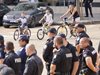 Полицаите в София с 2 пъти по-големи добавки от пернишките
