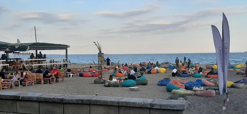 Северният плаж в Бургас. Снимка: Тони Щилиянова