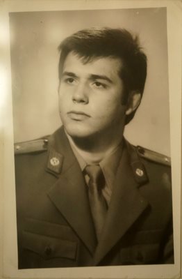 Илия Павлов във военна униформа