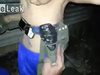 Войници от Ирак намериха 7-годишно момче с колан с експлозиви (Видео)