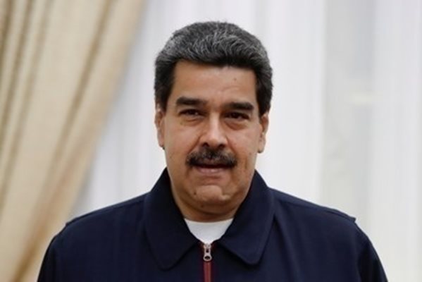Правителството на Николас Мадуро вече премахва нули от валутата