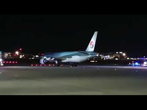 Два самолета се сблъскаха на пистата на летище Хийтроу (Видео)