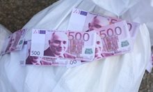 Пачки от 500 евро полетяха към вилата на Борисов в 