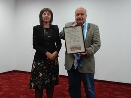 Приживе Петър Анастасов беше удостоен с най-голямото отличие на града - почетен гражданин на Пловдив.