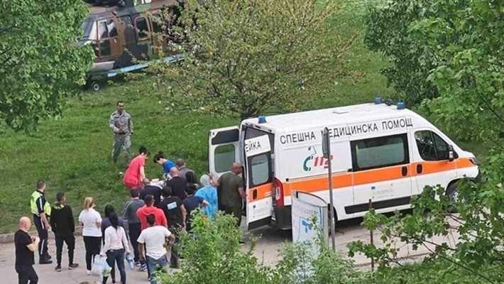 Военен хеликоптер взе детенцето от Враца и го закара към София