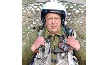 Тяло на украински полковник без крака изплува край Царево. Самолетът на 61-годишният Михайло Матюшенко бил свален край Одеса