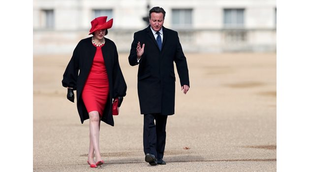 Премиерът Дейвид Камерън и вътрешният министър Тереза Мей пристигат за посрещането на президента на Китай в Лондон, 20.10. 2015 г.