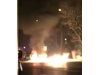 Кола се възпламени до училище в Шумен (Видео)